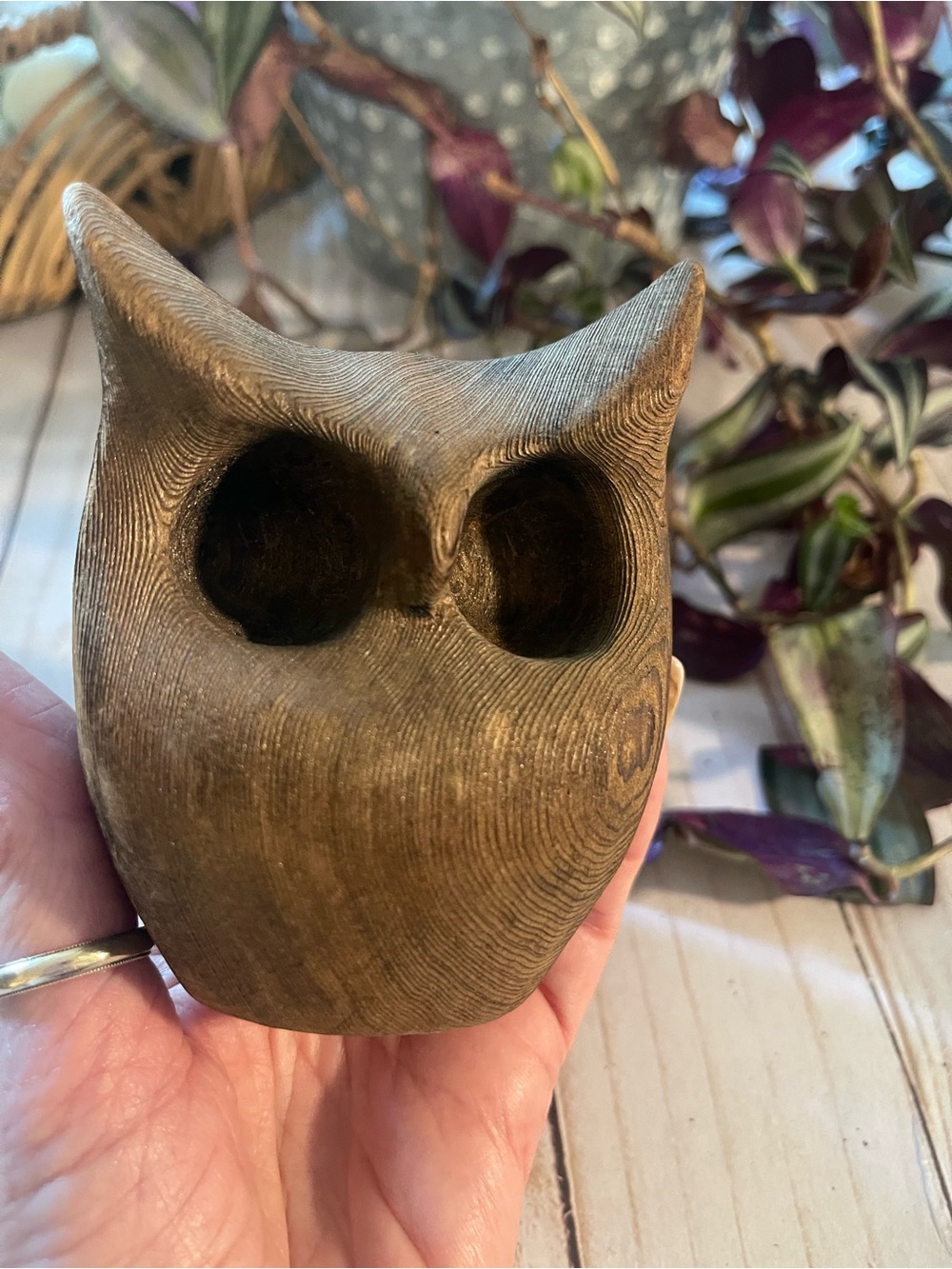 Vintage Wood Owl Figurine in Brown